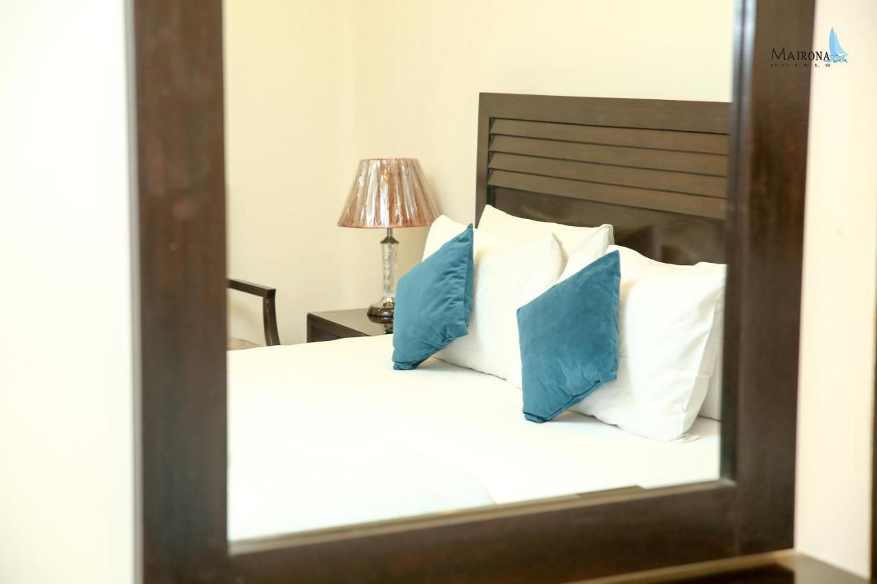 Hotel Mairona Gulberg Lahore Exteriér fotografie