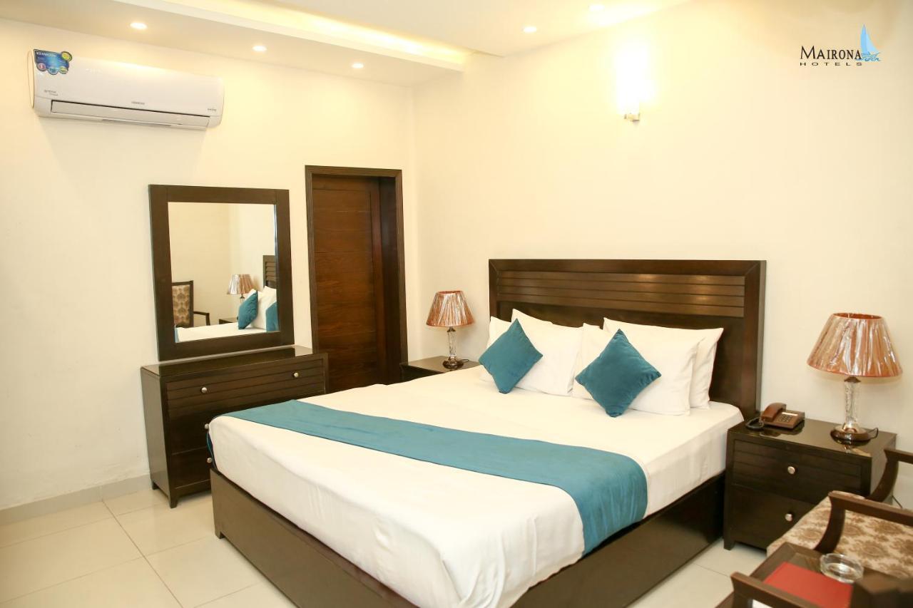 Hotel Mairona Gulberg Lahore Exteriér fotografie